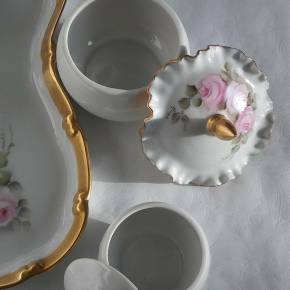 Vintage Ceramic Vanity Set - Picture 10 of 12